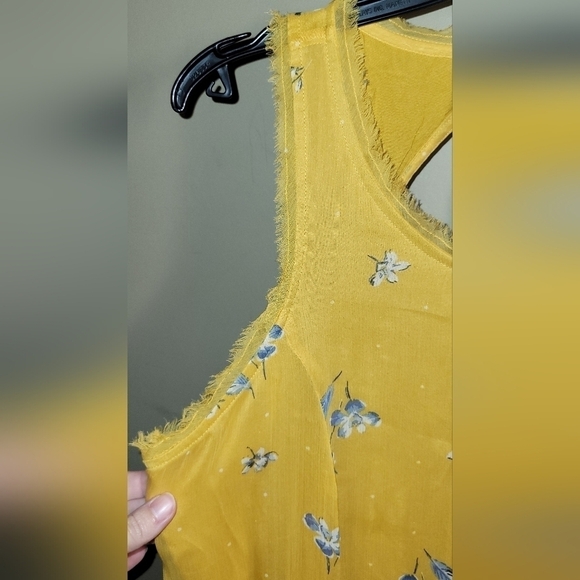 Abercrombie & Fitch yellow floral mini sleeveless sundress medium back key hole - Picture 3 of 7